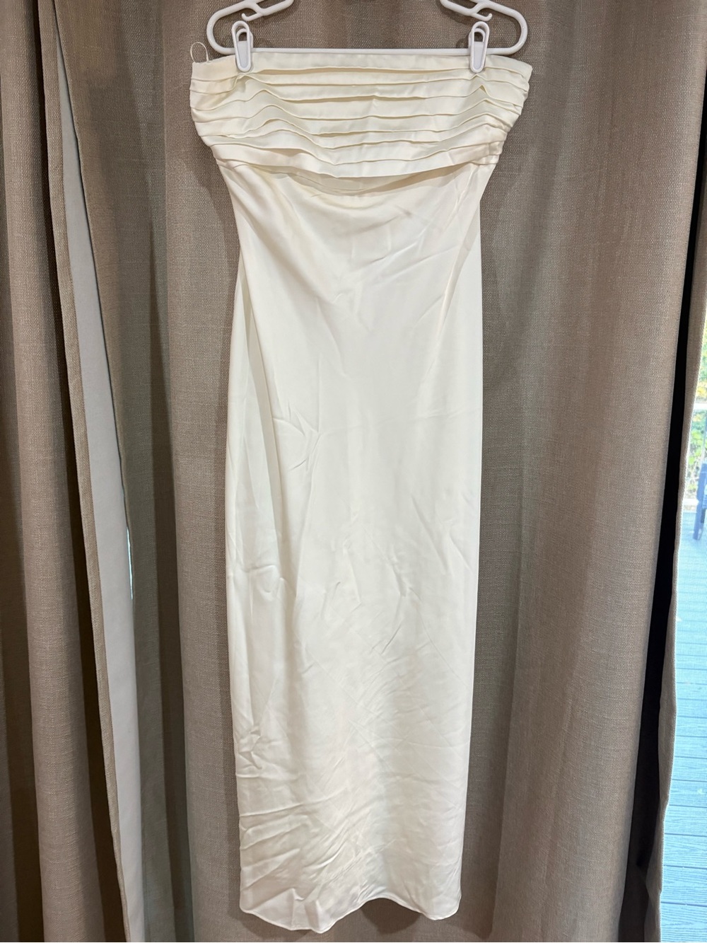Abercrombie & Fitch Strapless Cream Maxi Dress